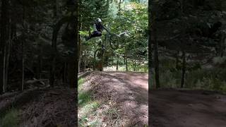 The new Mising Link Trail SnowshoeMountain is awesome mtb freeride downhill giantglorh [upl. by Dnomyar953]