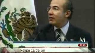 Hombre interrumpe y cuestiona a Felipe Calderón en Guadalajara [upl. by Lahey883]