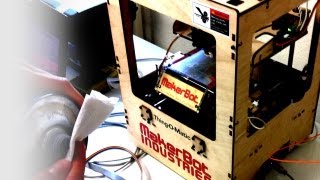 Makerbot Replicator in Action — 3D Printer Thingomatic [upl. by Honora]