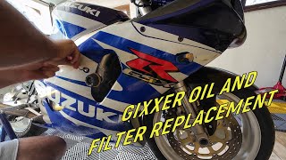 Oil change on the Suzuki K3 gixxer 750 [upl. by Elana]