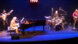 Allen Toussaint en Madrid 91115 Teatro Lara 22 [upl. by Hendren]