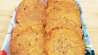 ನಿಪ್ಪಟ್ಟು  Nippattu  Evening snacks recipe  Rice flour nippattu recipe  Sonupallavi kitchen [upl. by Lucille]