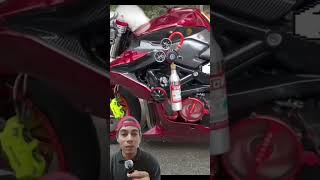 Que moto es está😳 shortvideos biker [upl. by Yelyr176]