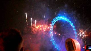 London New Years Eve Fireworks 2010  2011 Thames river embankment [upl. by Suisyola480]