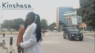 Marcher dans les rues de Kinshasa un dimanche de Barumbu à Gombe 🇨🇩 [upl. by Hedva]