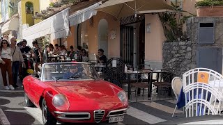 Siauros gatvės Positano Italija [upl. by Falito179]