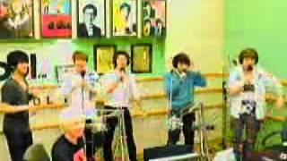 110812 sukira  LeeteukRyeowookDonghaeShindong singing SES song [upl. by Liv]