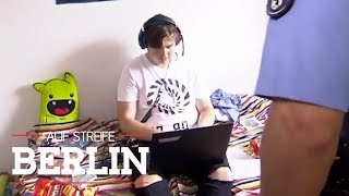 17 Zocker und verwahrlost Benni wirft mit Tackern  Teil 12  Auf Streife  Berlin  SAT1 TV [upl. by Lud]