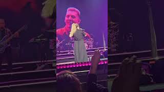 Kelly Clarkson quot7 Ringsquot Live Las Vegas 12 Aug 2023 [upl. by Ettennal]