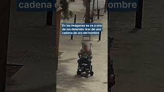 Roban a un hombre que iba en silla de ruedas en Barcelona [upl. by Haerle]