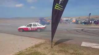 Saldanha Drags 2017 quotBurnoutsquot [upl. by Gnaig103]