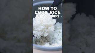 How to cook rice in a rice cooker [upl. by Ralaigh]