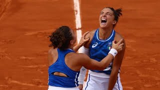 Sara Errani Jasmine Paolini win women’s doubles gold medal for Italy at Paris Olympics [upl. by Narag]