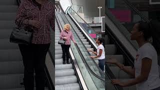 Twins prank women [upl. by Doelling]