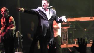 Tony Hadley  Spandau Ballets quotGoldquot Live  Audley End 2nd Aug 2014 [upl. by Nnairb]