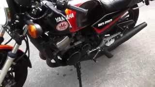 Yamaha Rd250Lc Rd350Lc warm up [upl. by Ettevi]