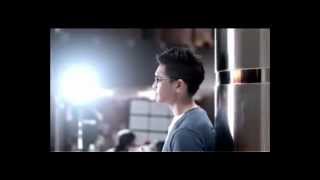 Afgan  Dalam Mihrab Cinta Official Video [upl. by Janyte]