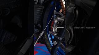 Install a safety wire on yamaha R1M with Motogp caliper brembo motogp moto2 [upl. by Bigg]