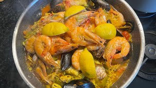 Recette de Paella rapide et savoureuse [upl. by Cherin]