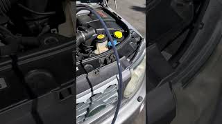 DIY OIL CHANGE 2011 Land Rover LR4 [upl. by Crescin]