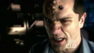 Smallville  8x15 quotInfamousquot Chloe runing from Doomsday [upl. by Hgieloj]