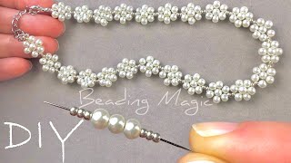 Easy Daisy Beaded Necklace Tutorial How to Make a Flower Necklace with Beads [upl. by Ellatsirhc]