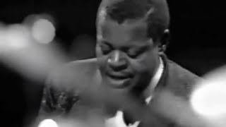 LImpossible Oscar Peterson Trio 1968 [upl. by Latoya]