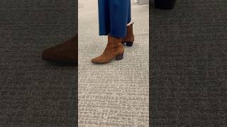 Veronica beard Alina Chelsea boot veronicabeard trendingboots subscribe chelseabootshortvideo [upl. by Stephenie]