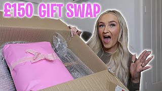 £150 Christmas Present Swap With My Bestfriend [upl. by Sashenka796]