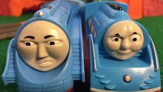 Shooting Star Gordon vs Streamlined Thomas The Great Race  Railway Race Set [upl. by Ayila]