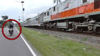 NGEBUT   Sensasi Balapan vs KERETA API di Jalan Raya Talun Kabupaten Blitar [upl. by Malissa677]