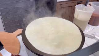 How to Make Crepes  Gelateria La Romana  Rome  Italy [upl. by Narih]