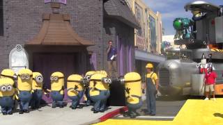 Despicable Me Minion Mayhem Dance Party at Grand Opening  Universal Orlando [upl. by Saixela]