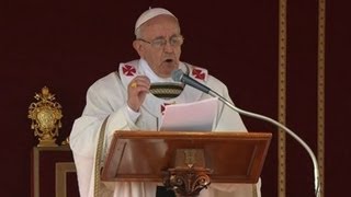 Vatican le pape François inaugure son arrivée à la tête de lEglise [upl. by Thorncombe600]