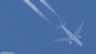 Emirates Airbus A330 Contrails over Berlin 04092011 [upl. by Adalia]