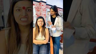 Size matters 😂😁😁 simmipunia comedy funny funnyvideos makeup salon [upl. by Eachelle207]