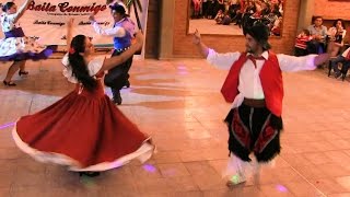 Folklore Argentino  Escondido  Gala de Baila Conmigo 2016 [upl. by Einotna705]