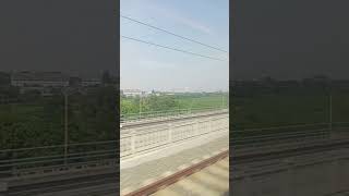 RahayUV12 KERETA CEPAT WHOOSH BERHENTI STASIUN HALIM KETEMU LRT JAKARTA [upl. by Mcknight]