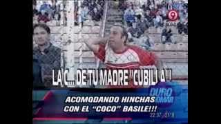 Duro de Domar  Acomodando hinchas con el Coco Basile 270212 [upl. by Shipman951]