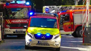 2x kazernealarm in 10 minuten Einsatzfahrten der Feuerwache 1 München [upl. by Onitsuaf]