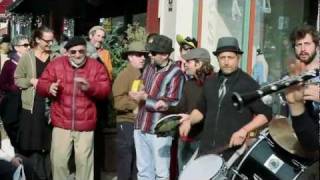 quotKlez Californiaquot Klezmer Street Party  Sauls Deli in North Berkeley [upl. by Adnylg]