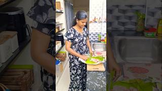 Minivlog514🤗 chicken gravy 😋  Dec 9 shorts dinner vlog minivlog home diml tamil food [upl. by Danika998]