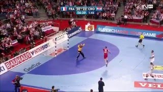 Thierry Omeyer Top Saves and Goal France 32 24 Croatie jan16 [upl. by Anilek]