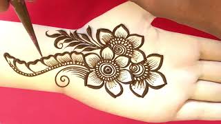 Hatheli ki new mehandi ka design  Arabic flower mehndi designs  iji mehandi ka design Saral mehndi [upl. by Dedie]