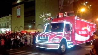 Camiones Coca Cola Desfile Navideño [upl. by Adrell]