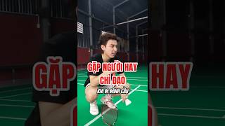 Người Hay Chỉ Đạo Trên Sân Cầu Kiểu  badminton vnb caulong shortsvideo shorts [upl. by Morgenthaler293]