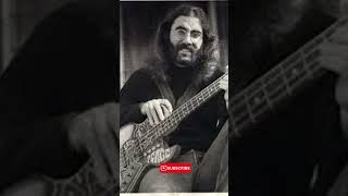 Leland Sklar put a switch on his bass that does nothing [upl. by Wilfrid]