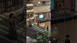 biblioteca linda na Coreia do Sul  Vídeo completo no canal [upl. by Leuams]