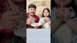 Papa dan jenica makan yakult versi gummy 😍 gimana rasanya yaa 🤔😋😋 theletsplayfamily gummy [upl. by Lleze]