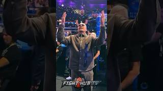 Usyk FLEXES singing skills at Joshua vs Dubois [upl. by Anial81]